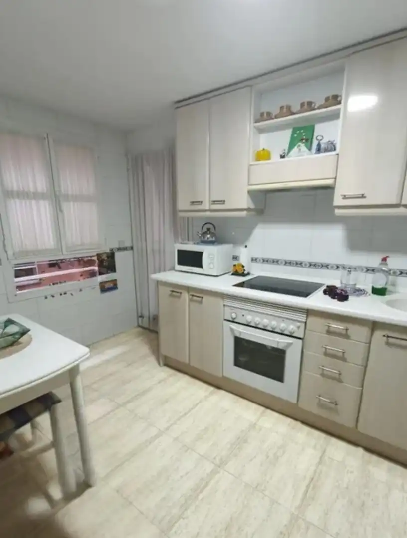 Kitchen of Flat for sale in Móstoles  with Air Conditioner, Furnished and Oven