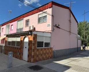 Vista exterior de Casa o xalet en venda en Badajoz Capital amb Terrassa