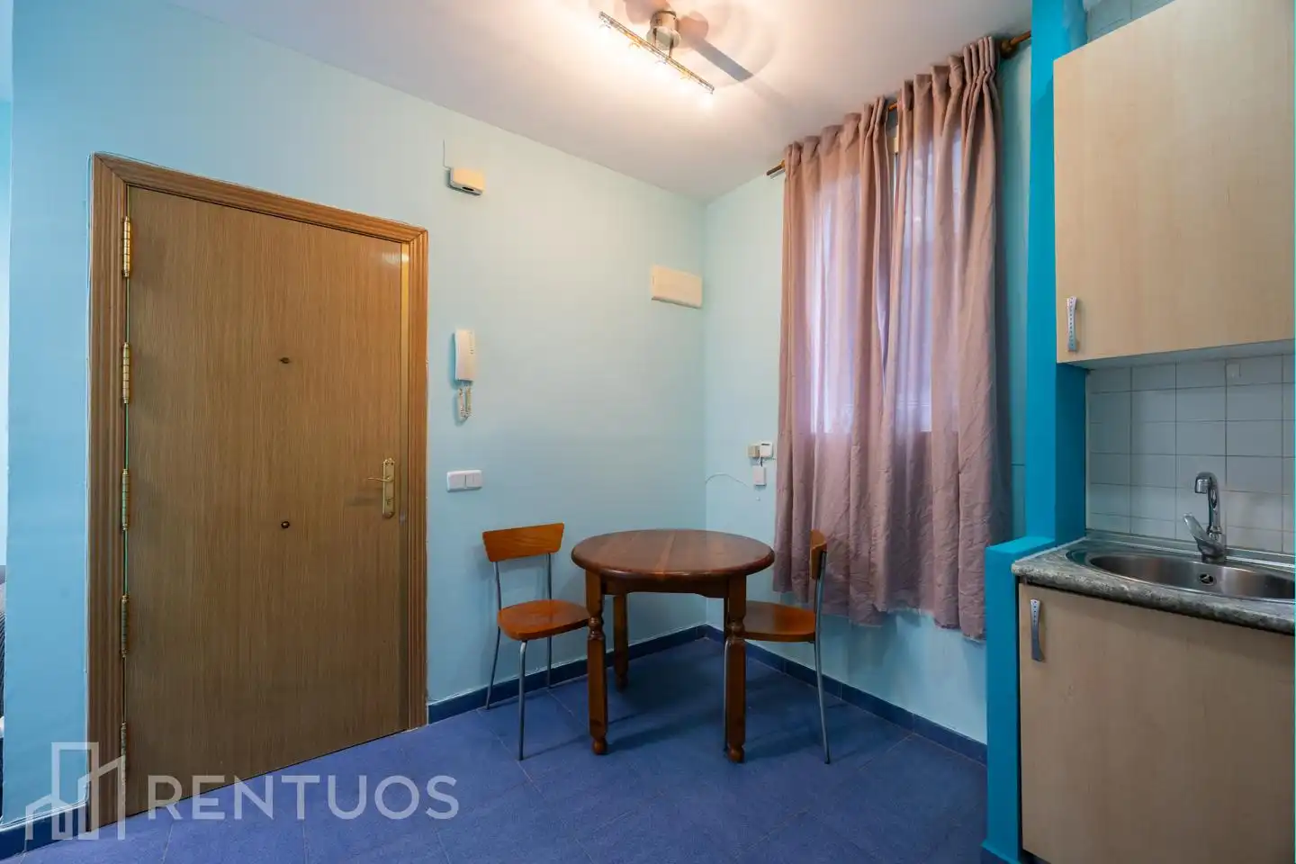 Habitación de Estudio de alquiler en Madrid con Amueblado