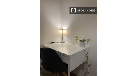 Photo 2 of Room in El Carmel, Barcelona Capital