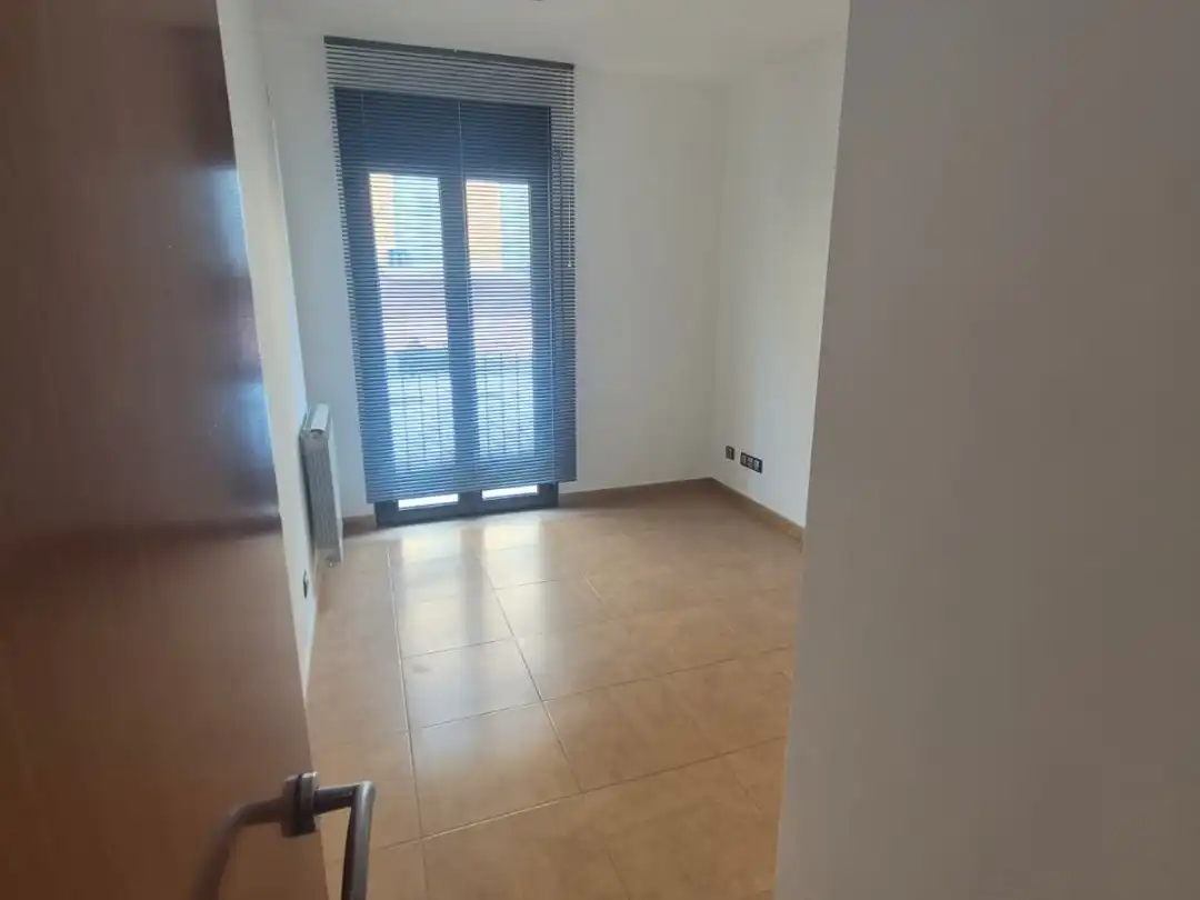 Dormitori de Casa adosada en venda en Torelló amb Aire condicionat, Terrassa i Balcó