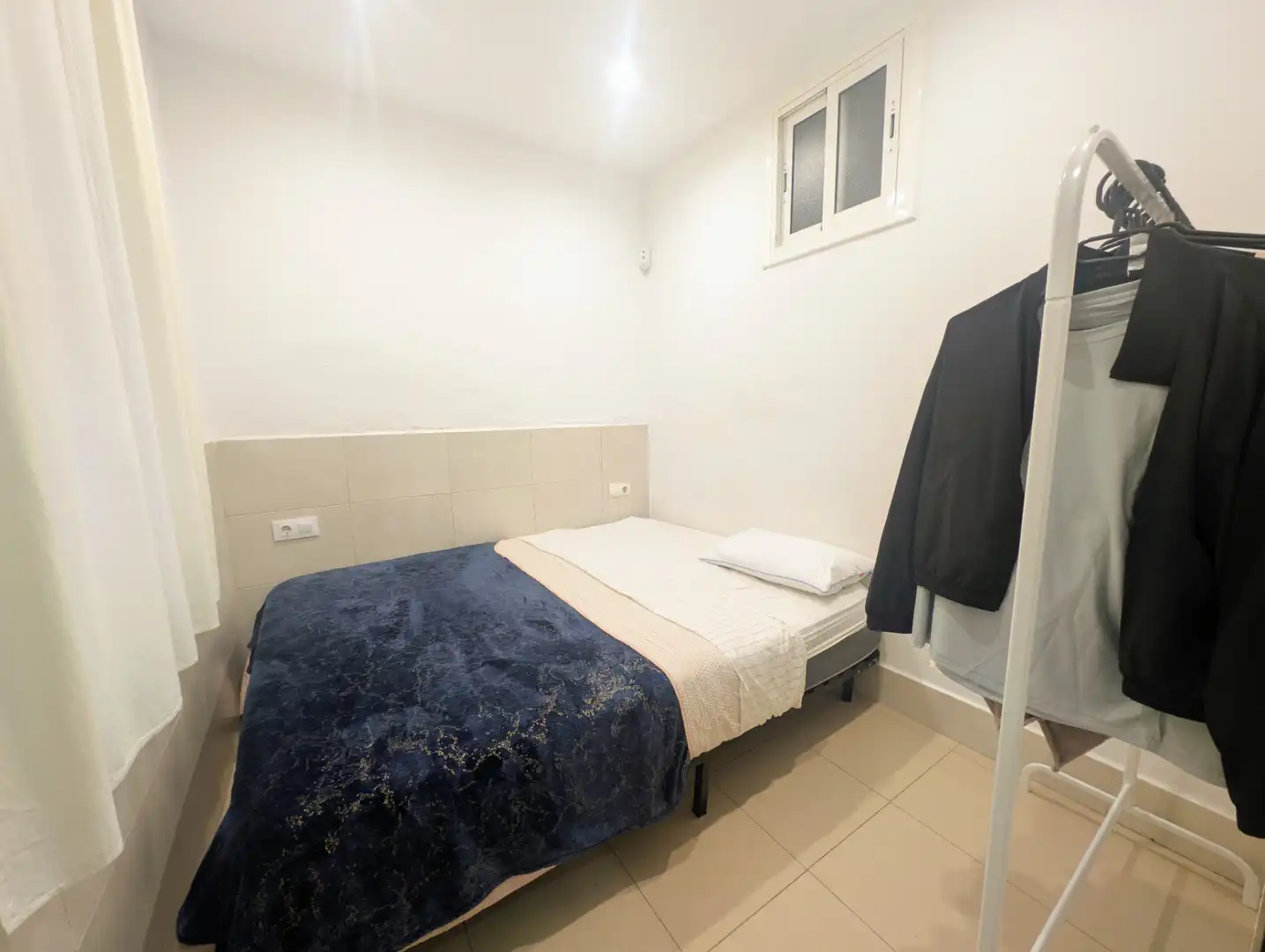 Habitación de Planta baja en venta en Barcelona