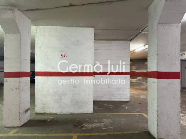 Garaje en Venta en Centre