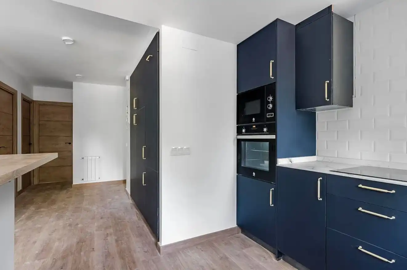 Kitchen of Flat for sale in  Madrid Capital  with Air Conditioner and Heating