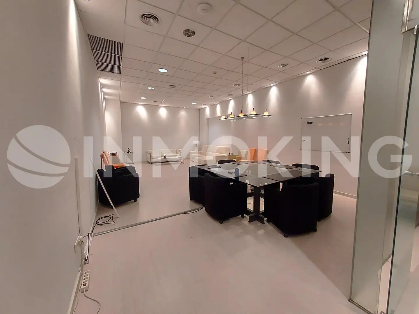 Office for rent in Alcàsser  with Air Conditioner, Storage room and Alarm