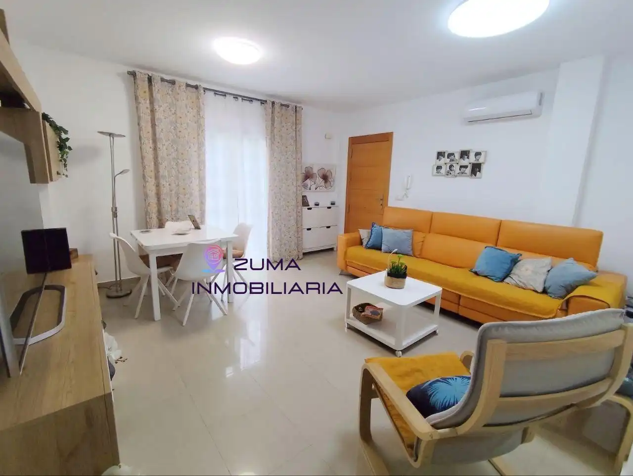 Sala d'estar de Pis en venda en Málaga Capital amb Aire condicionat i Balcó