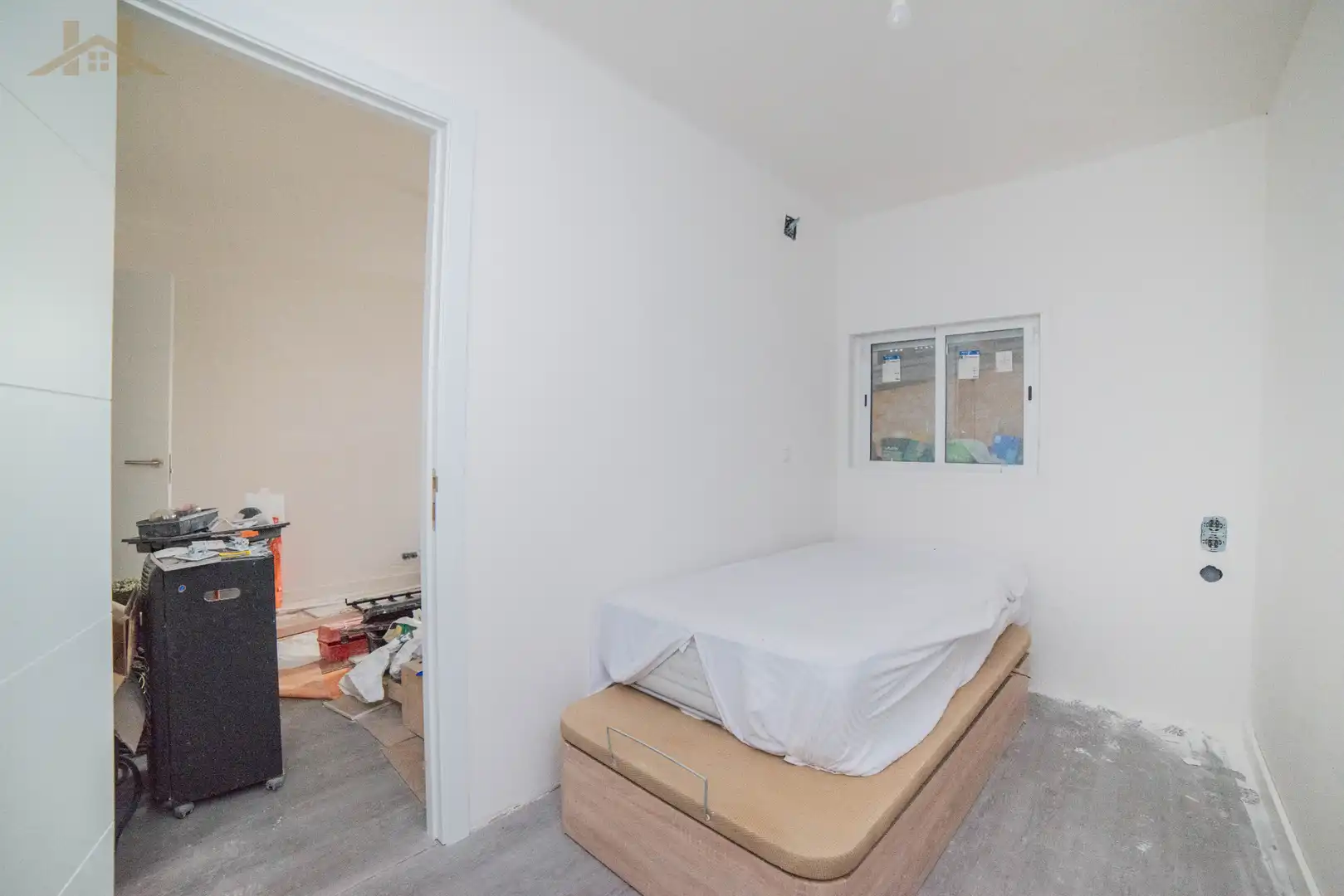 Schlafzimmer von Wohnung zum Verkauf in Parla
