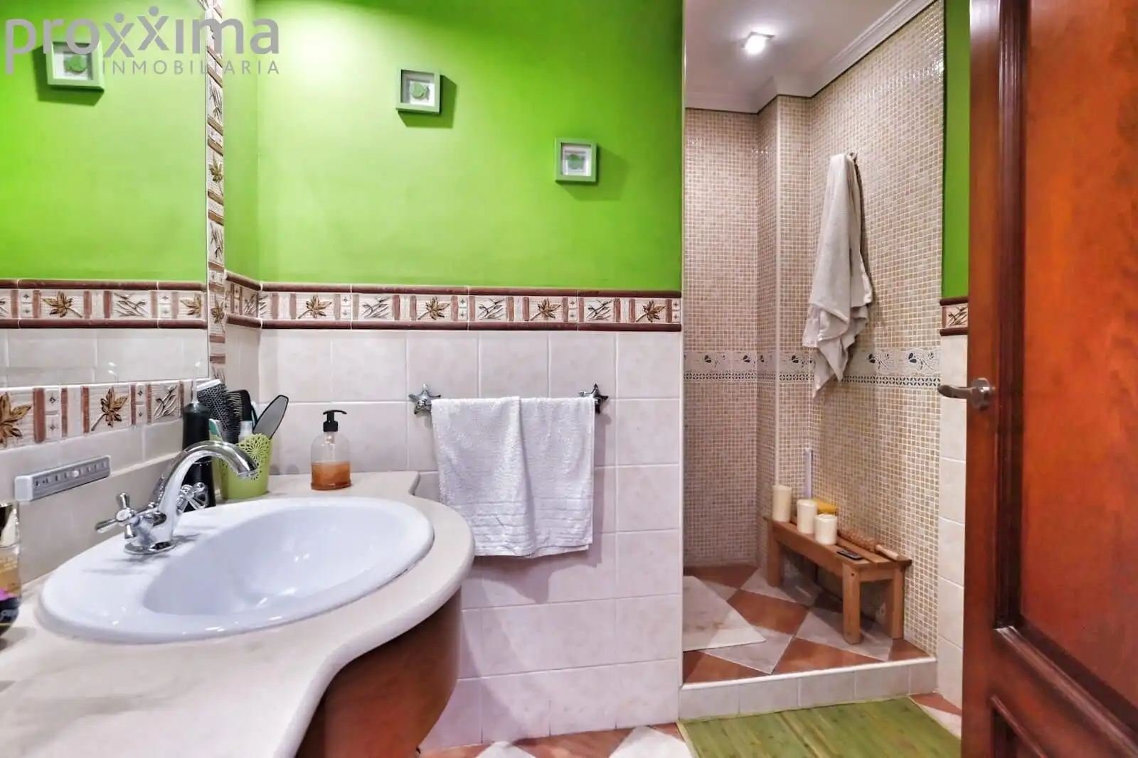 Bathroom of Houses for sale in Sevilla  with Air Conditioner and Terrace