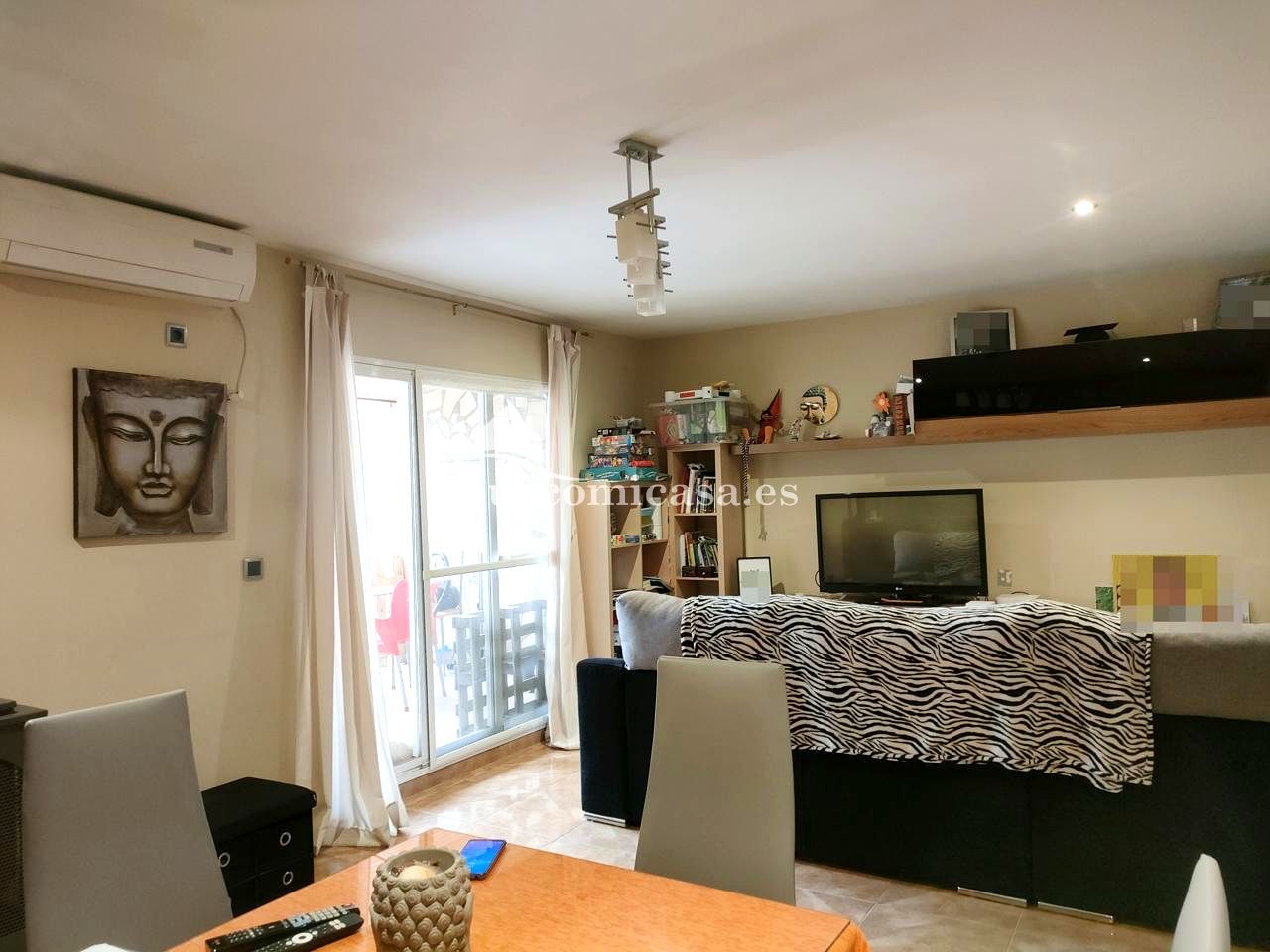 Living room of Single-family semi-detached for sale in  Jaén Capital  with Air Conditioner, Terrace and Furnished