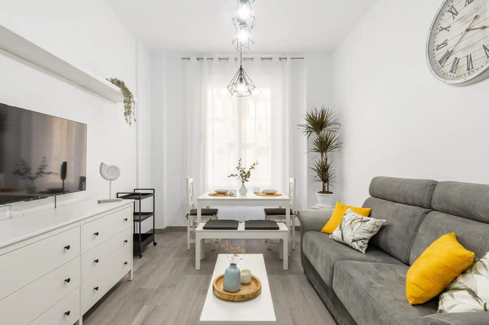 Apartamento de alquiler en Avenida Avenida Andalucía, Centro