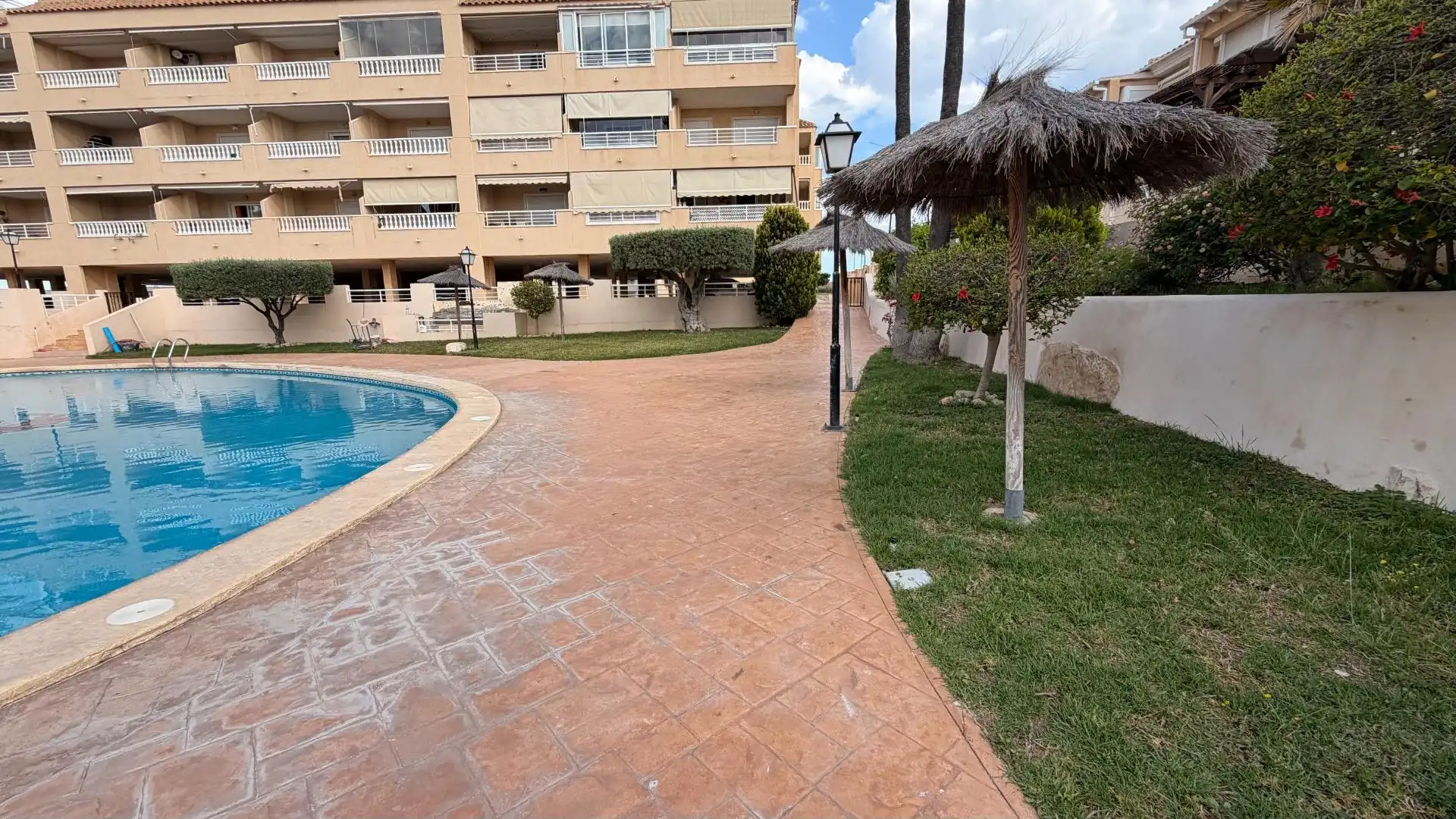 Piscina de Casa o chalet en venta en Santa Pola con Jardín privado, Terraza y Trastero