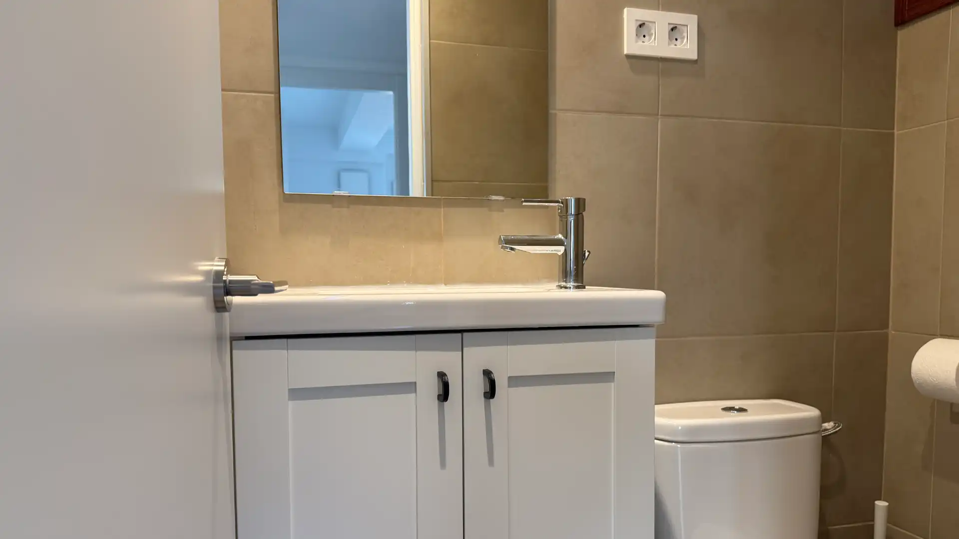 Badezimmer von Wohnung zum Verkauf in Reus mit Klimaanlage und Heizung
