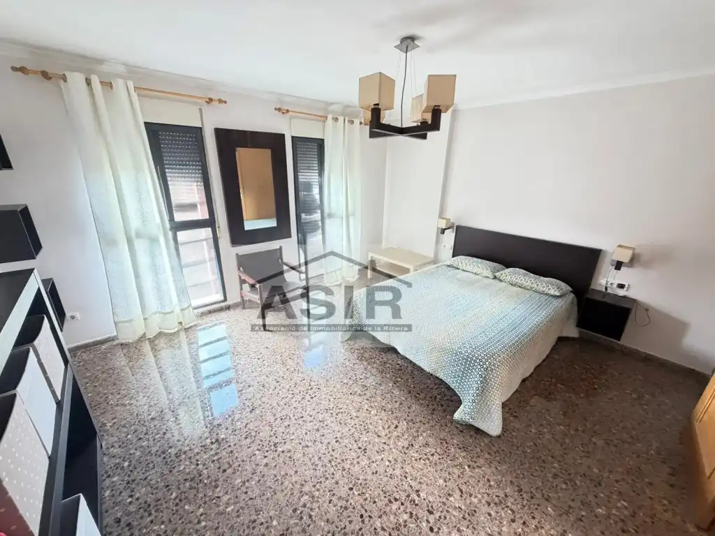 Exterior view of Study for sale in Alzira  with Air Conditioner