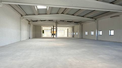 Foto 2 von Fabrikhallen zur Miete in Calle Saturn, Can Parellada, Terrassa