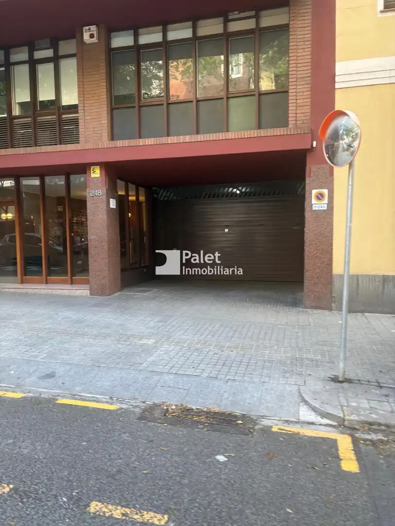 Individuel à louer à Eixample