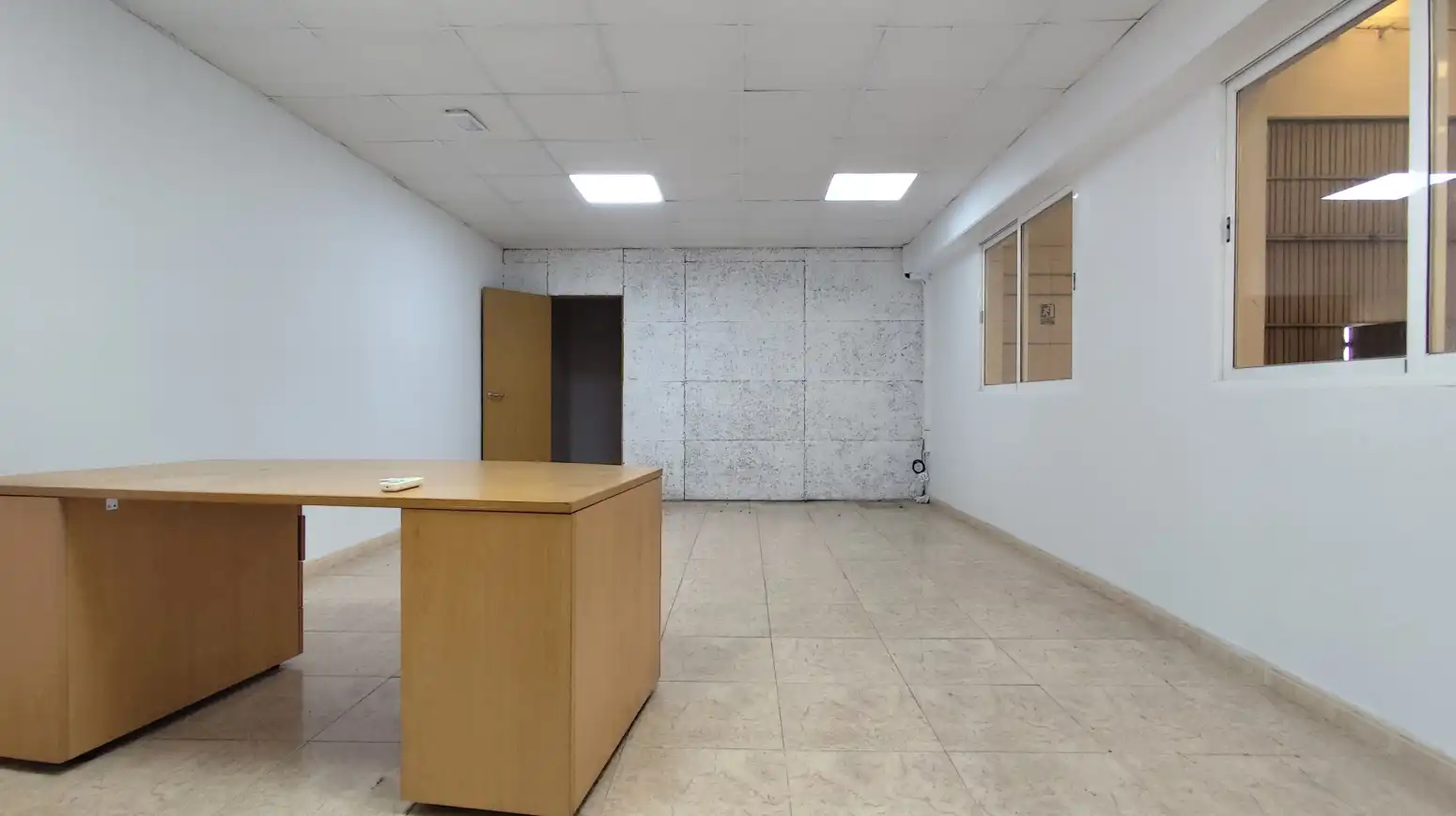 Nave industrial de alquiler en Arrúbal - Calle Río Alhama, Arrúbal