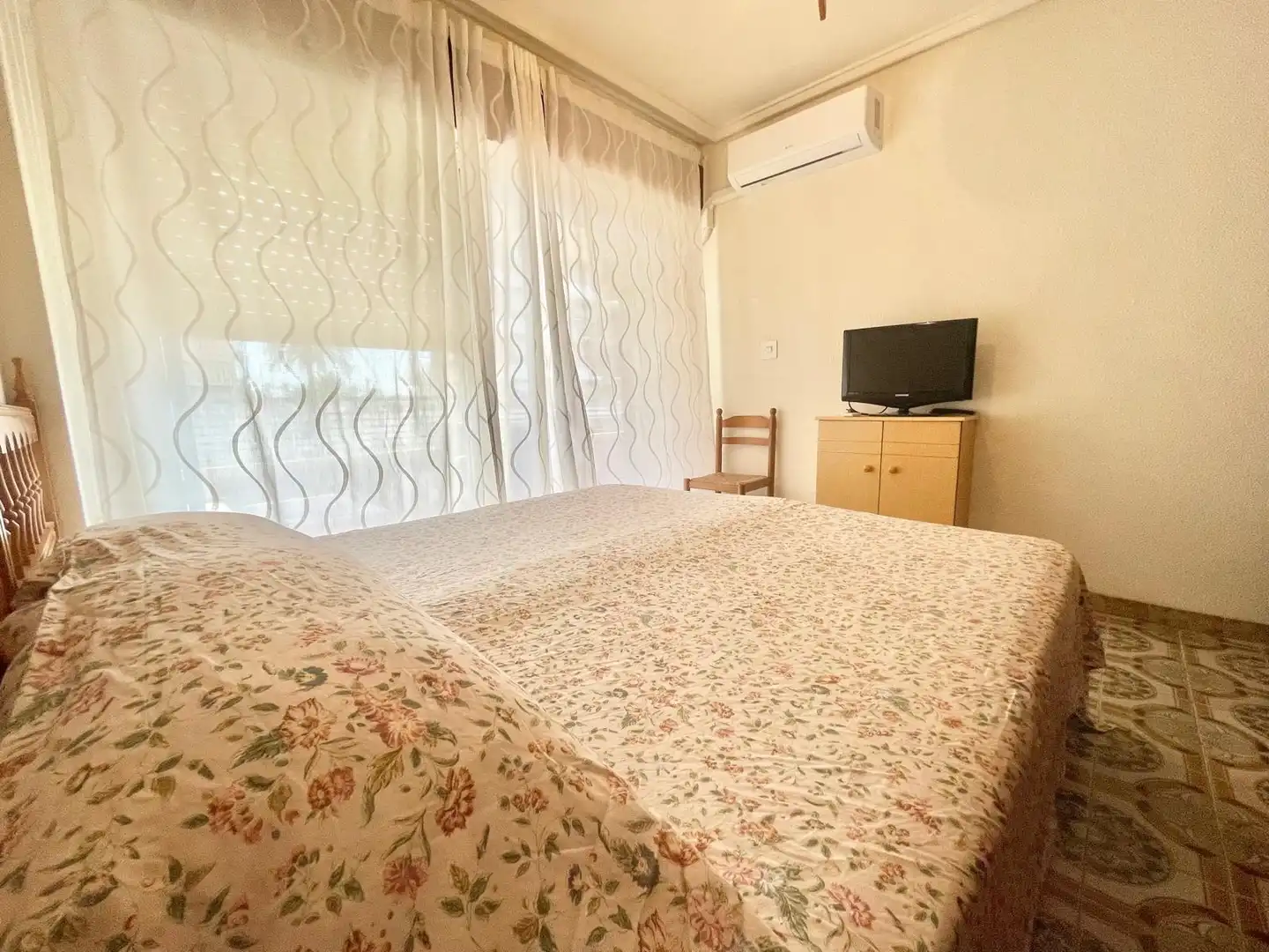 Bedroom of Apartments for rent in Torrevieja  with Air Conditioner, Heating and Terrace