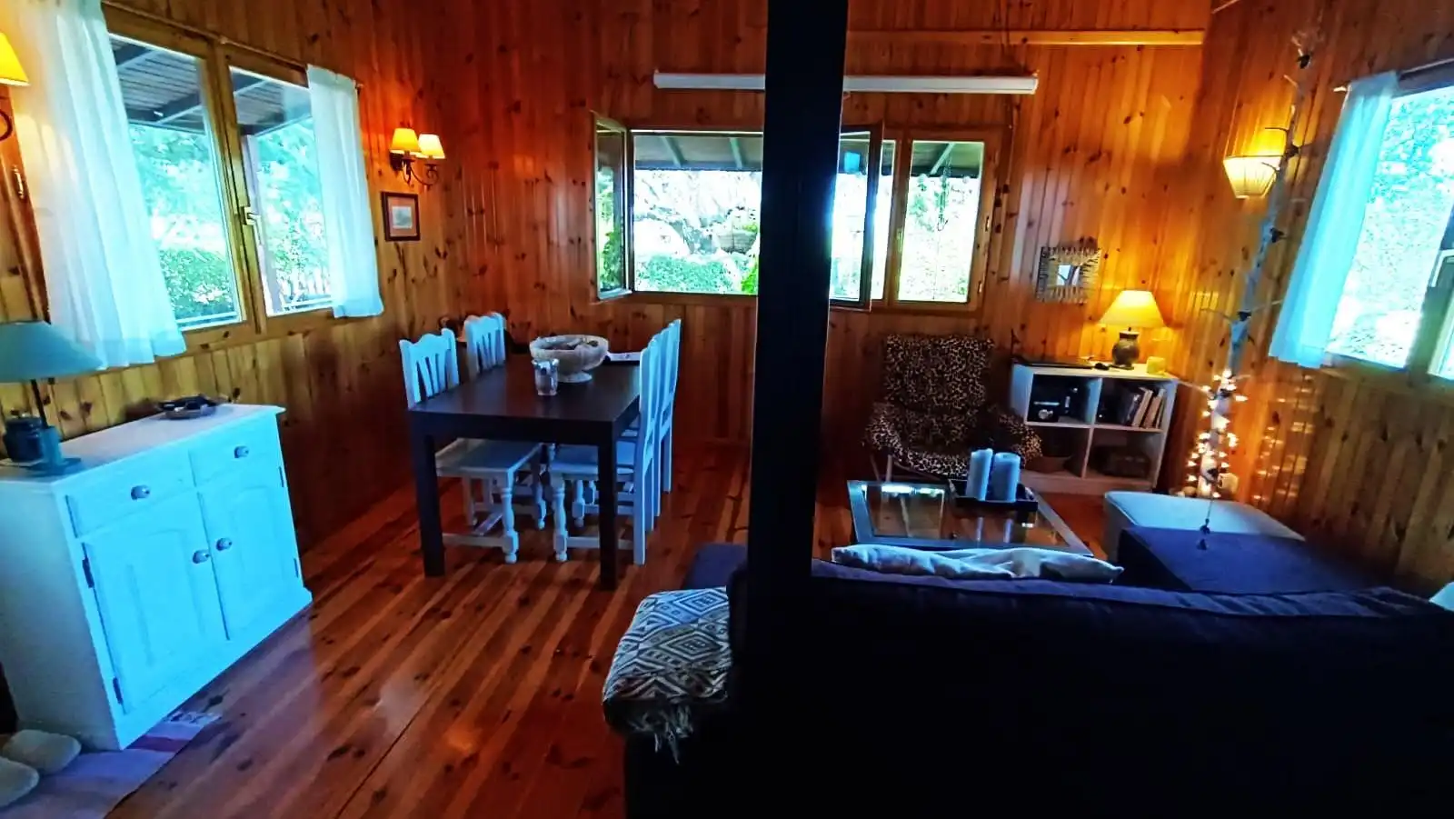 Sala d'estar de Casa o xalet en venda en Palacios del Pan amb Calefacció, Jardí privat i Terrassa