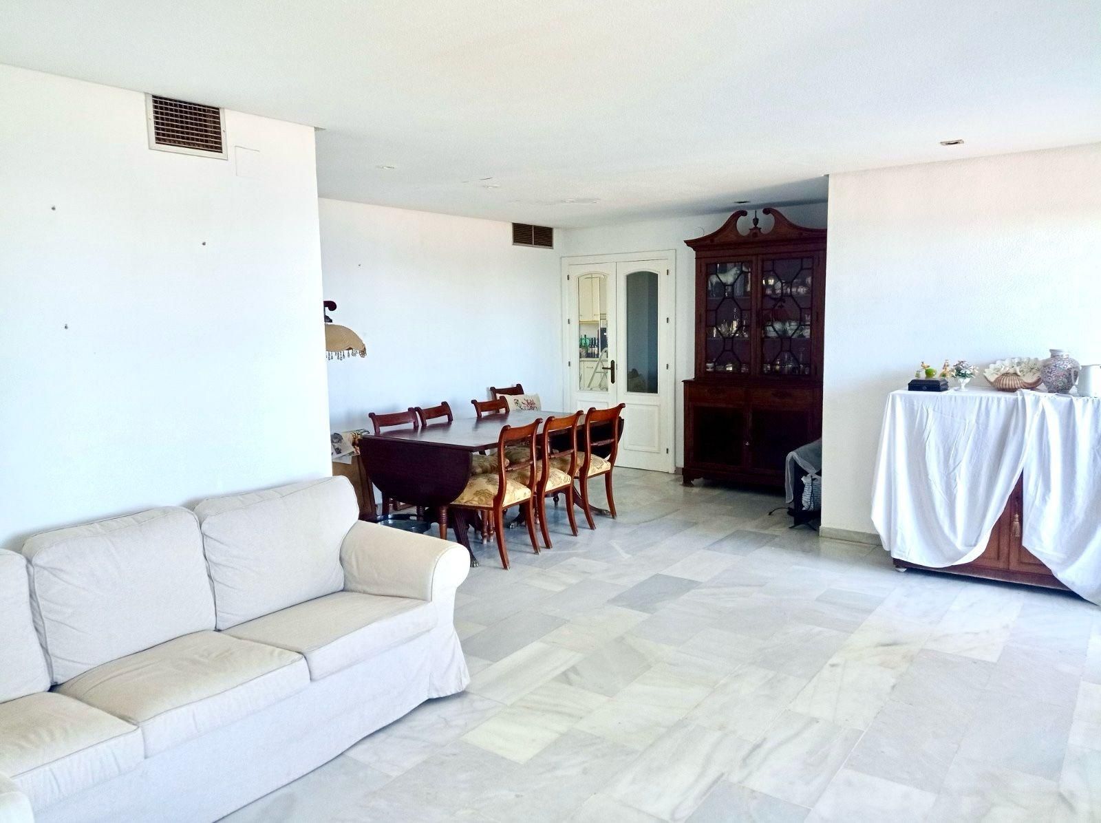 Menjador de Àtic en venda en Málaga Capital amb Aire condicionat, Jardí privat i Terrassa