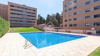 Piscina de Pis en venda en Esplugues de Llobregat amb Aire condicionat, Terrassa i Piscina