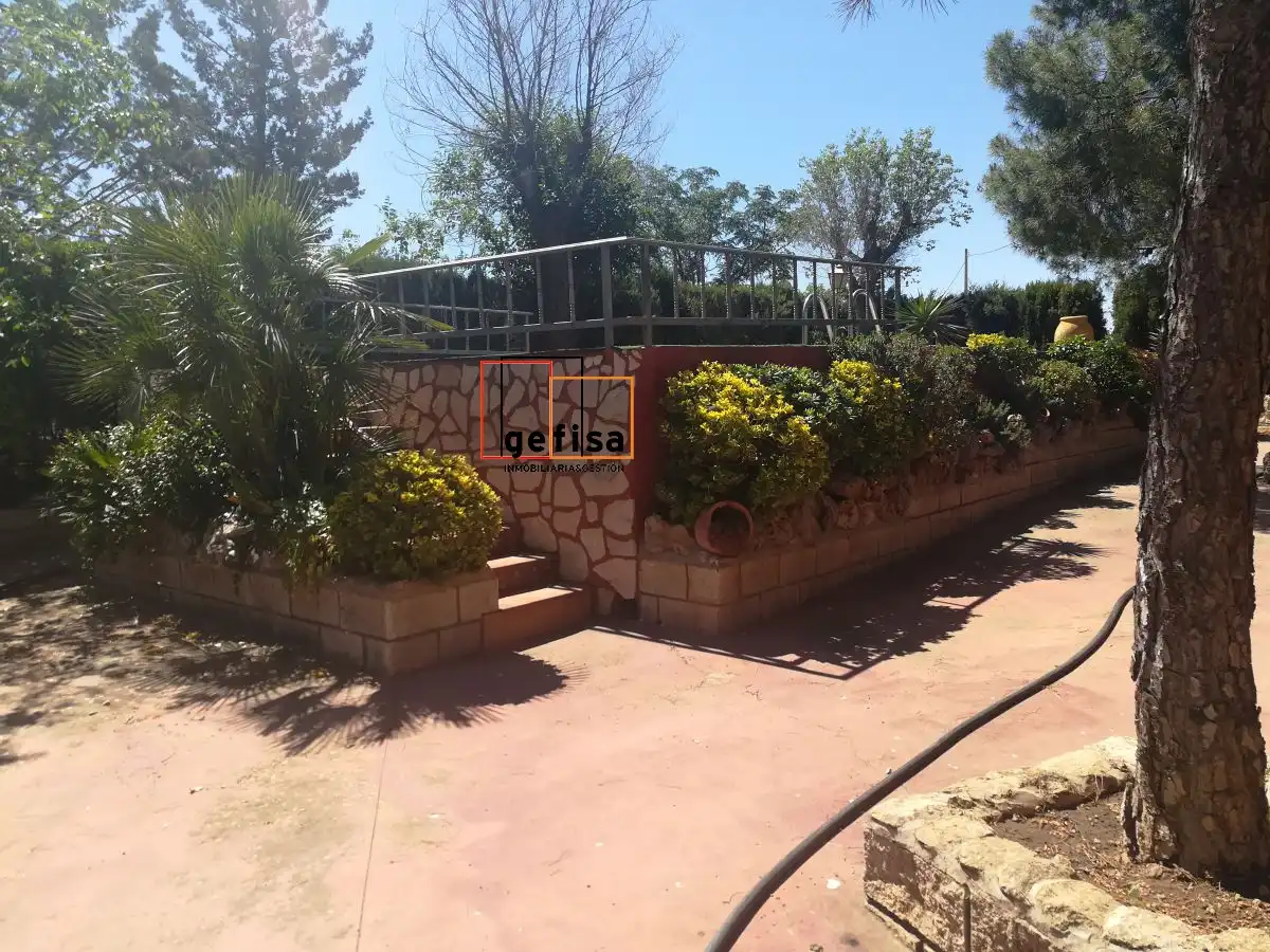 Chalet con piscina en venta en Valdepeñas, imagen 7