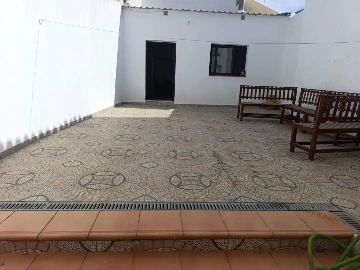 Terrassa de Planta baixa en venda en Paterna del Campo amb Traster i Moblat