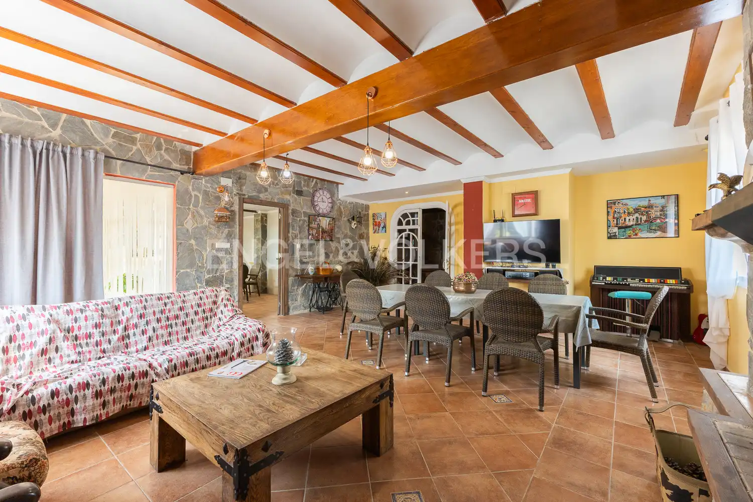 Sala de estar de Casa o chalet en venta en Casinos con Calefacción, Jardín privado y Terraza