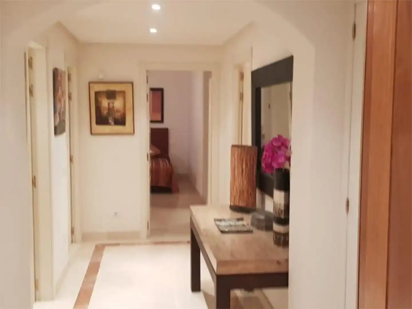 Flat for rent in Marbella  with Air Conditioner, Swimming Pool and Balcony