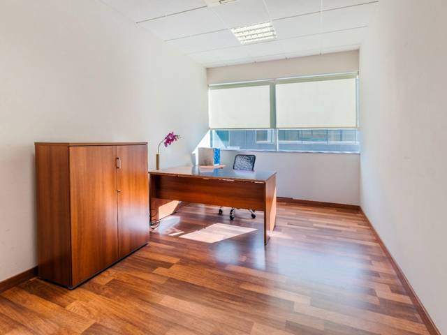 Oficina en Alquiler en Carrer d'Alemanya, 16 en Carretera de Roses - Fossos