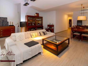 Maison avec balcon à vendre à Casco Antiguo