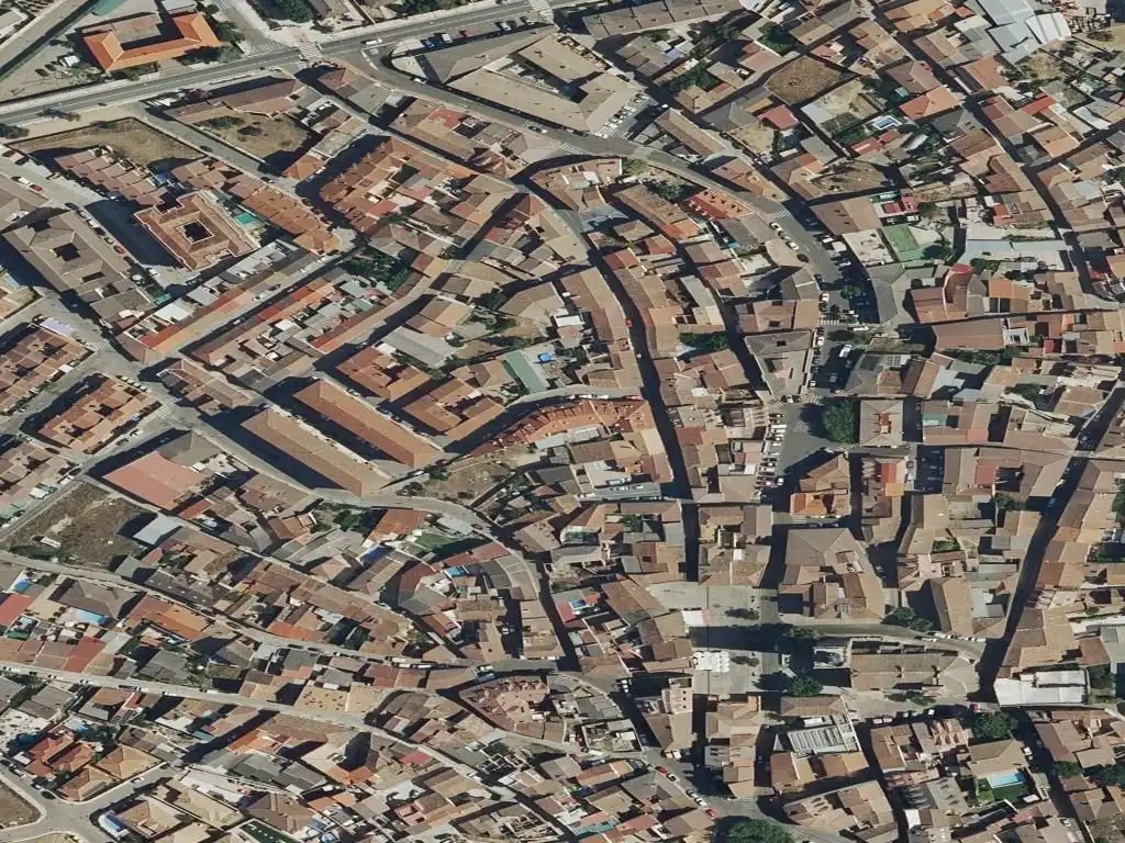 Casa rústica en venta en CL. MIGUEL DE CERVANTES 5 Semisotano 00015, imagen 2