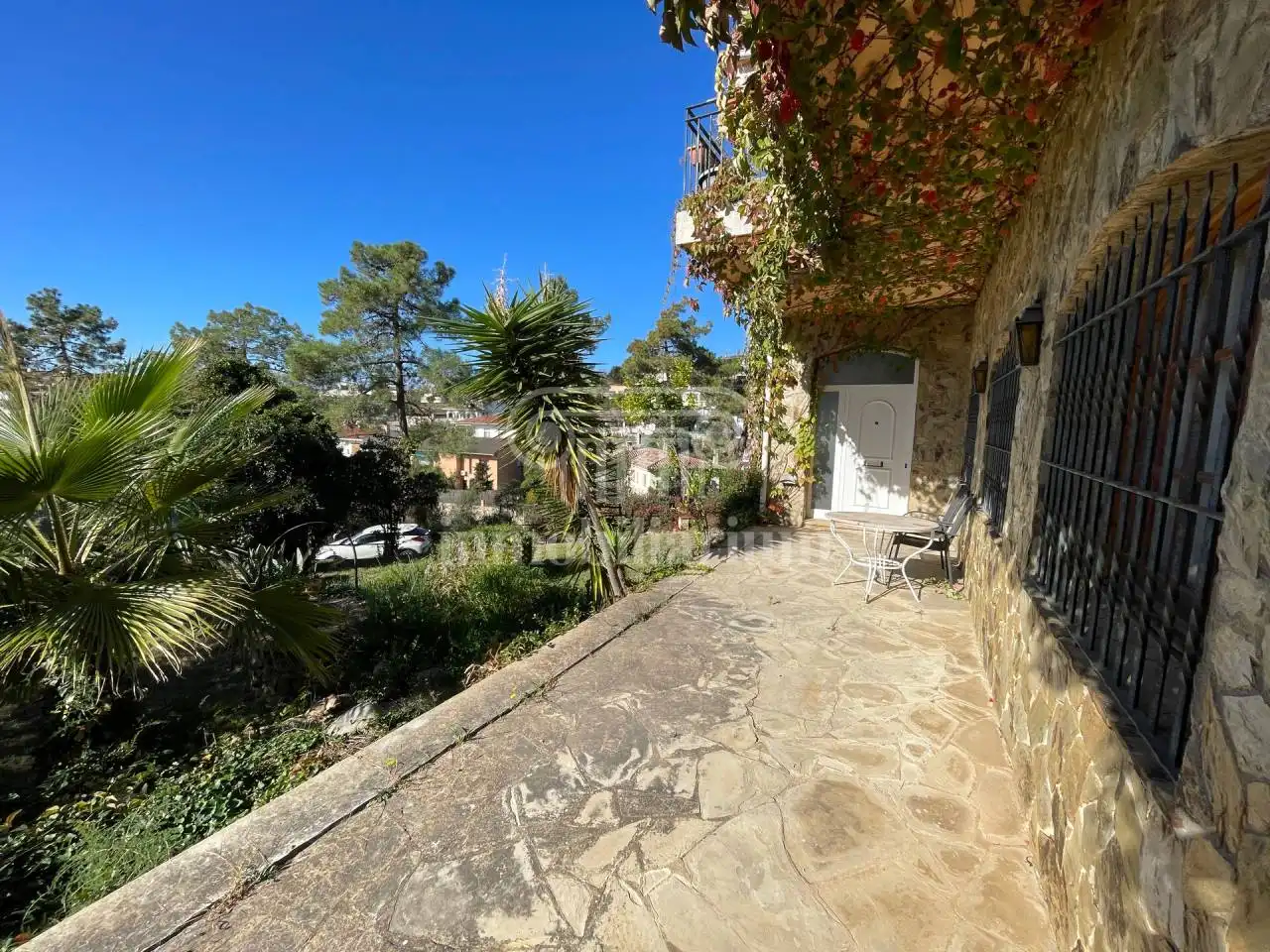 Vista exterior de Casa o xalet en venda en Lloret de Mar amb Calefacció, Jardí privat i Terrassa