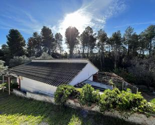 Vista exterior de Finca rústica en venda en Sant Sadurní d'Anoia amb Jardí privat i Piscina