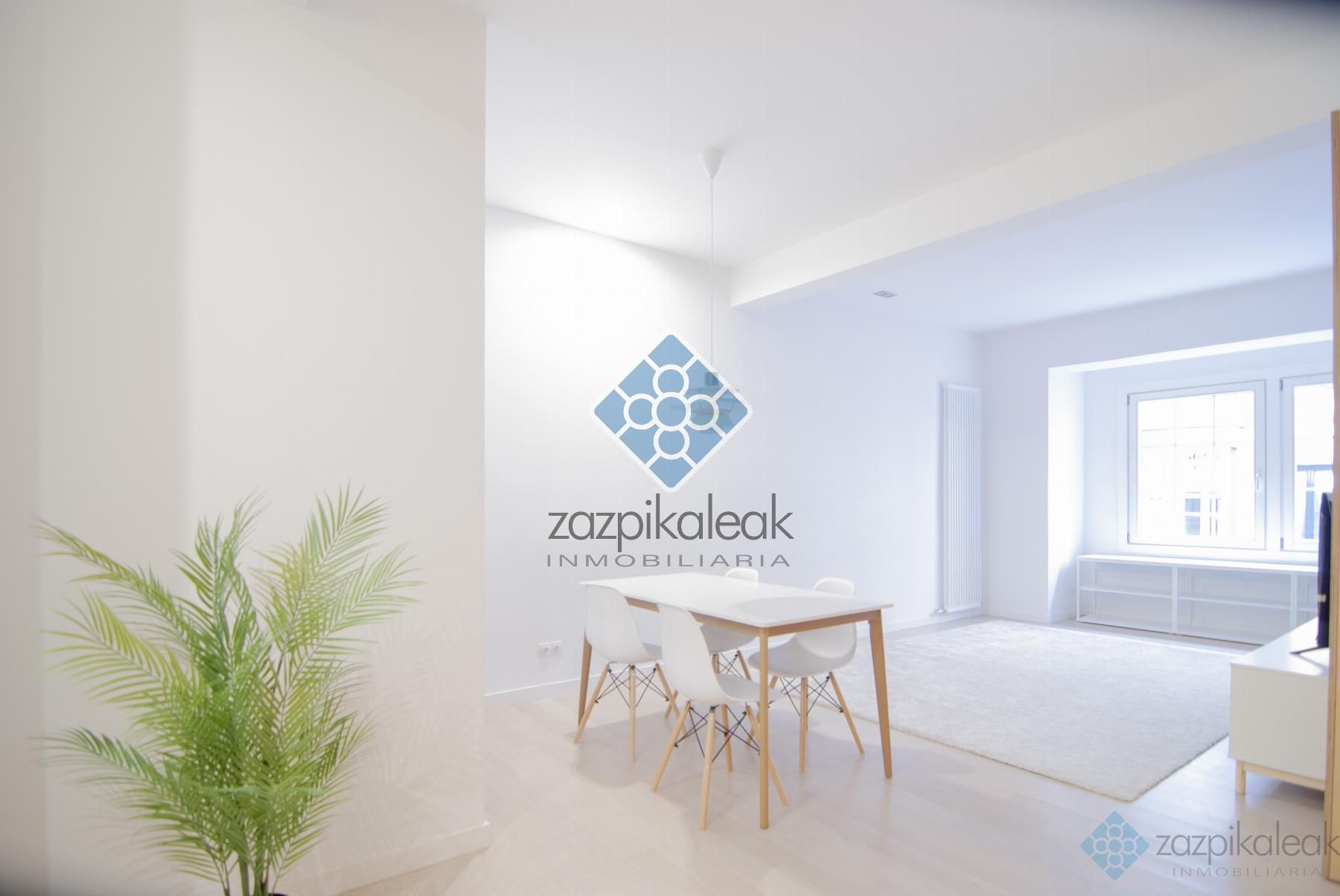 Dormitori de Pis en venda en Bilbao  amb Calefacció, Terrassa i Traster