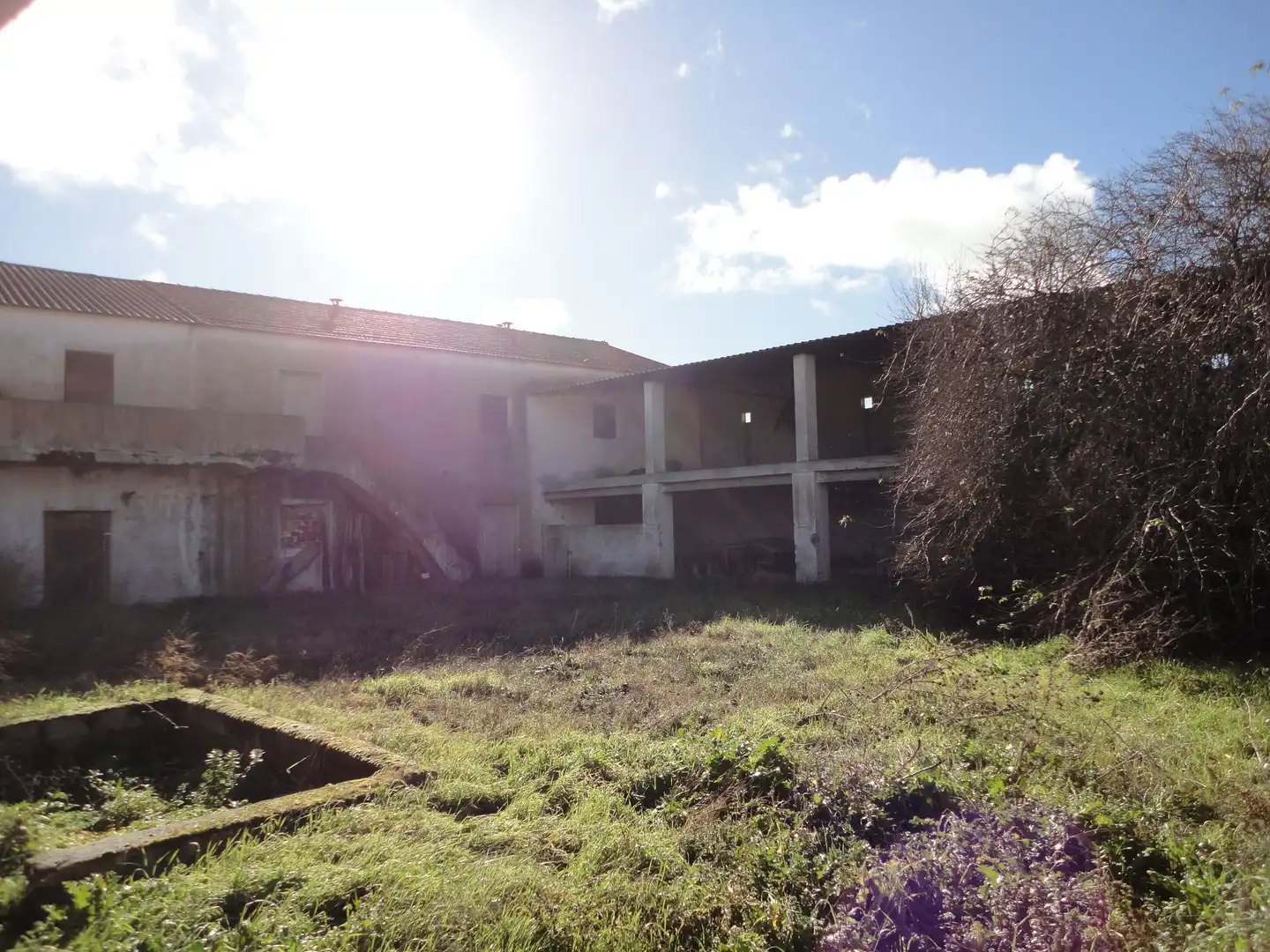Vista exterior de Finca rústica en venda en Alcazarén amb Traster