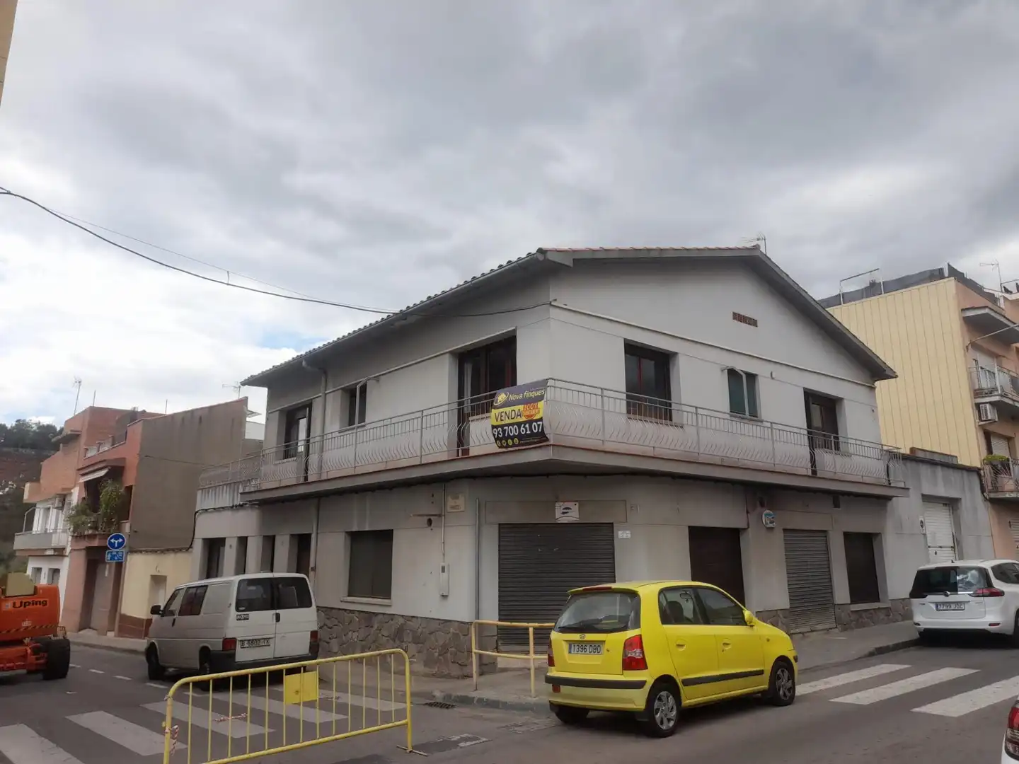 Vista exterior de Casa o xalet en venda en Sabadell amb Aire condicionat, Jardí privat i Terrassa