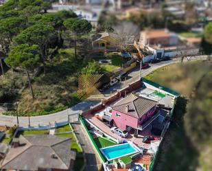 Vista exterior de Casa o xalet en venda en Maçanet de la Selva amb Aire condicionat, Calefacció i Jardí privat