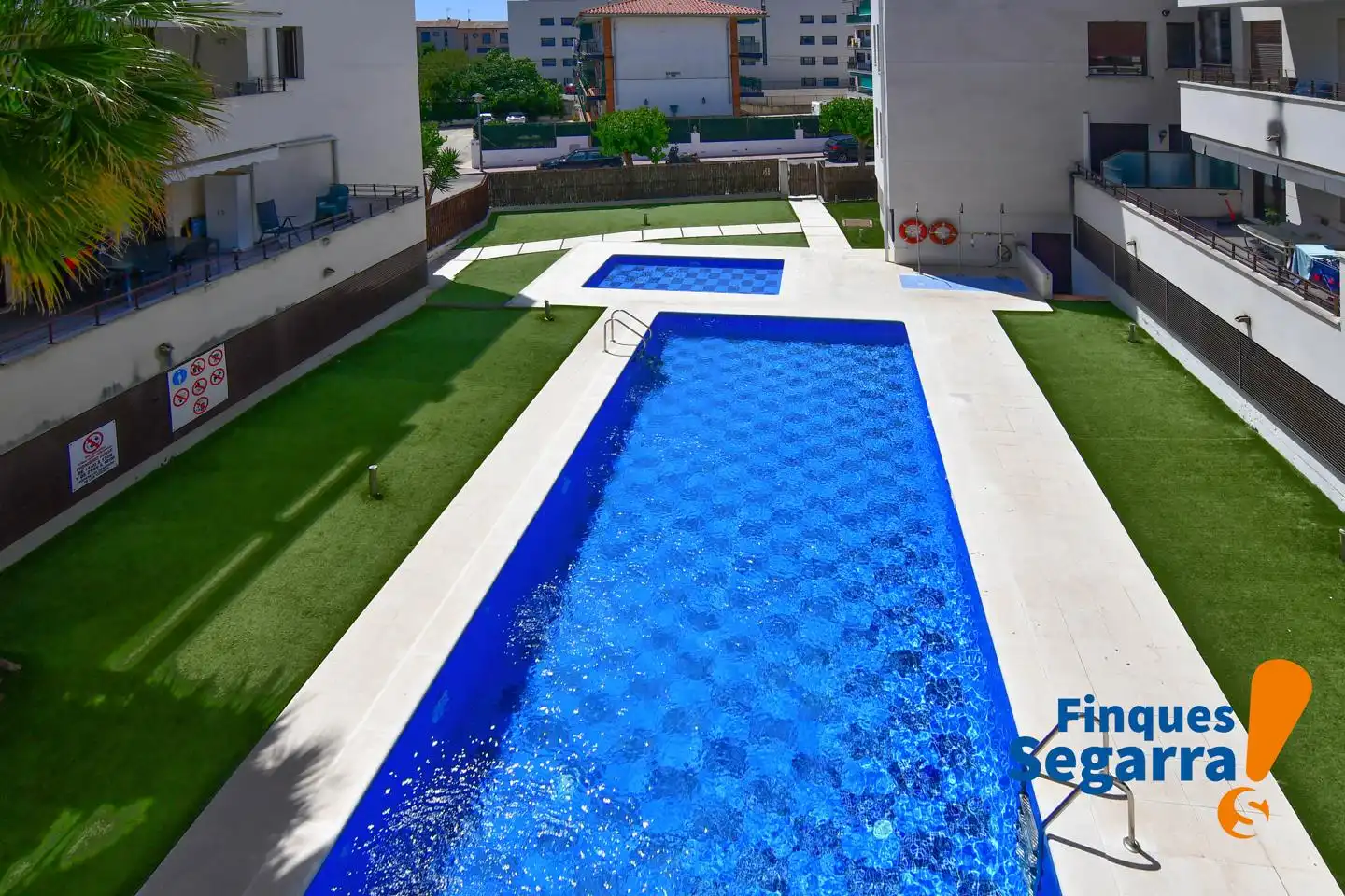 Piscina de Pis en venda en El Vendrell amb Calefacció, Terrassa i Piscina comunitària