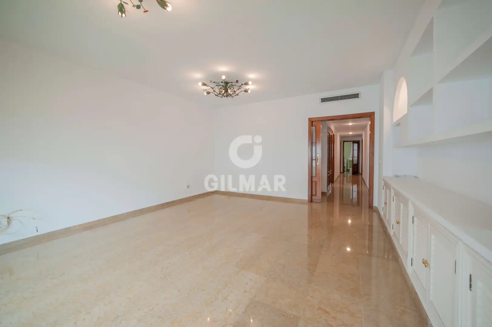 Piso de alquiler en Sevilla con Calefacción y Balcón