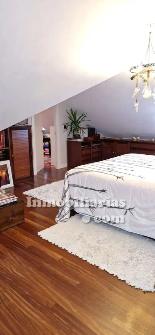 Habitación de Ático en venta en Castro-Urdiales con Calefacción, Parquet y Trastero