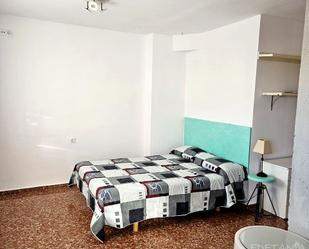 Bedroom of Flat to share in  Valencia Capital  with Terrace and Furnished