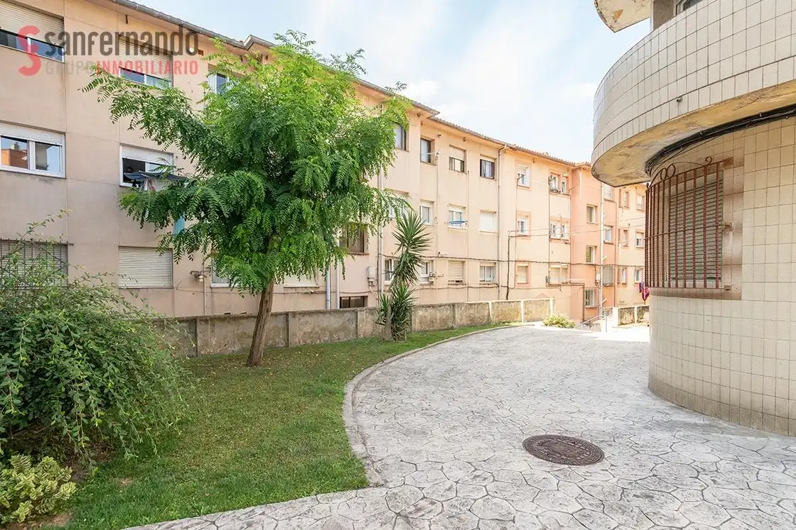 Vista exterior de Piso en venta en Santander con Calefacción y Parquet