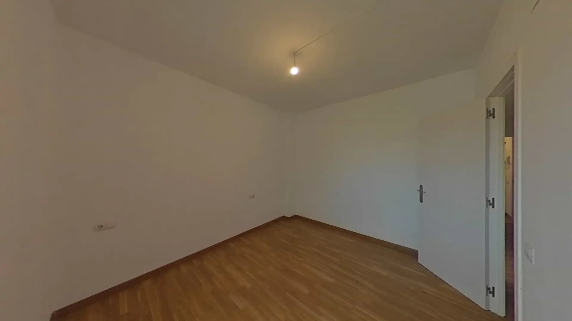 Schlafzimmer von Maisonette zum Verkauf in Cornellà de Llobregat