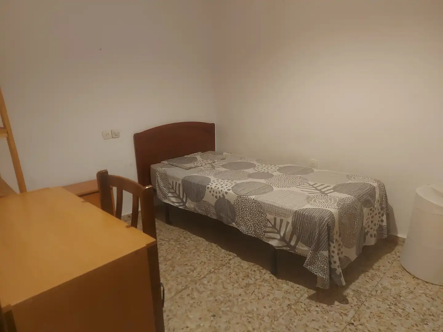 Habitación de Piso de alquiler en Toledo con Calefacción, Amueblado y Horno