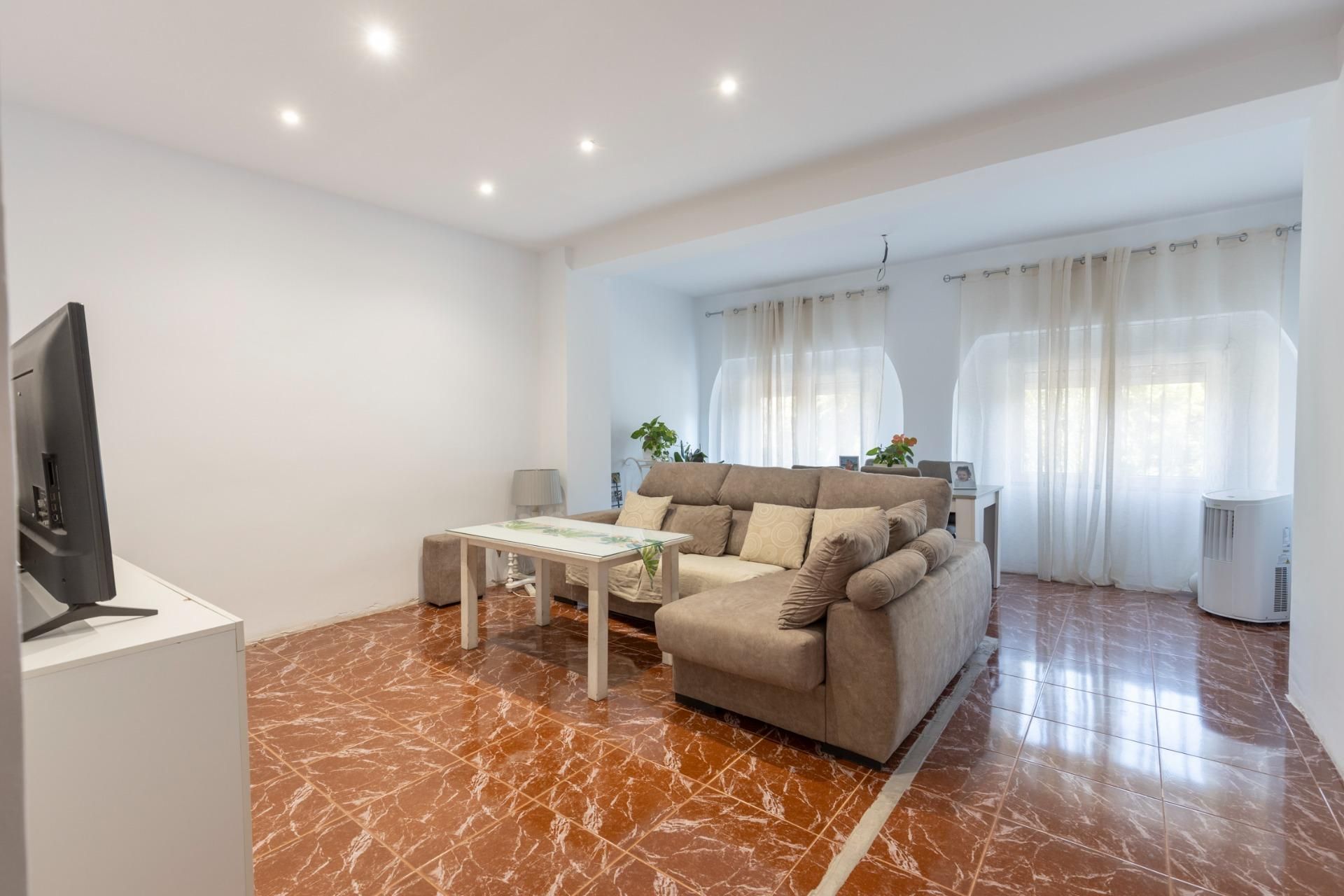 Sala d'estar de Casa o xalet en venda en Padul amb Terrassa