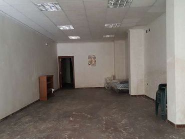 Local comercial en venda a Constitución