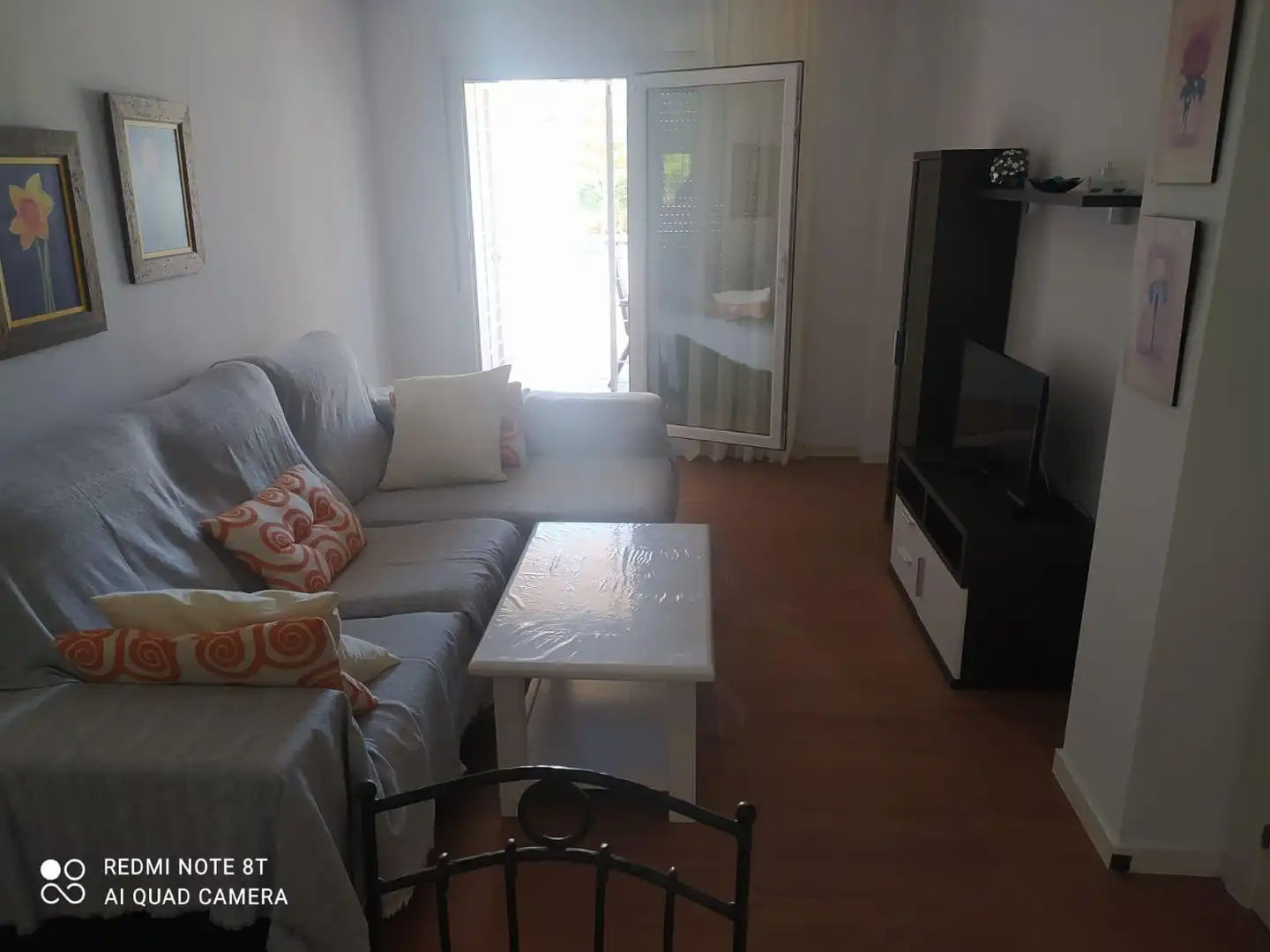 Wohnzimmer von Wohnung zur Miete in Almería mit Klimaanlage, Privatgarten und Möbliert