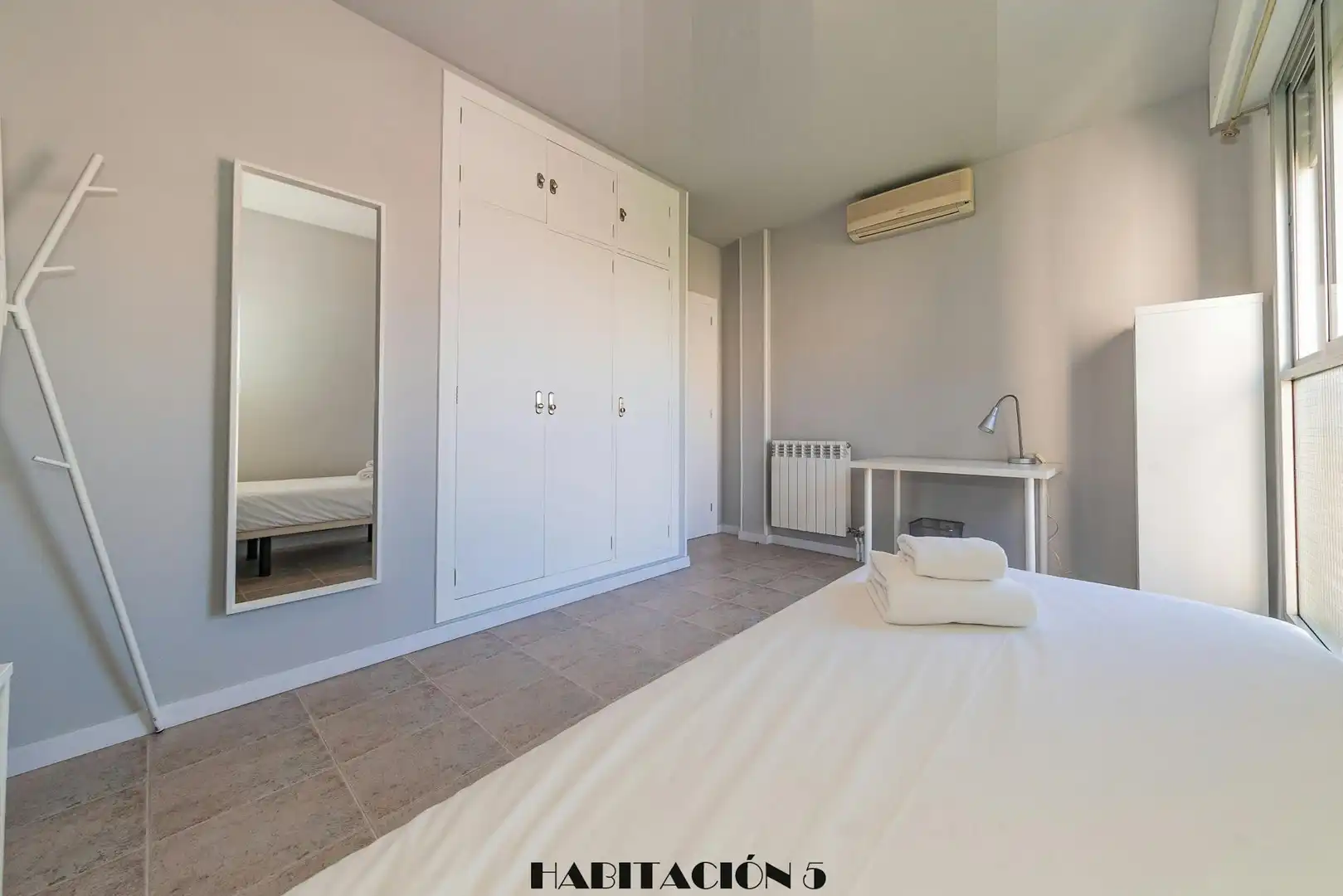Habitación de Piso para compartir en Madrid con Aire acondicionado, Calefacción y Lavadora
