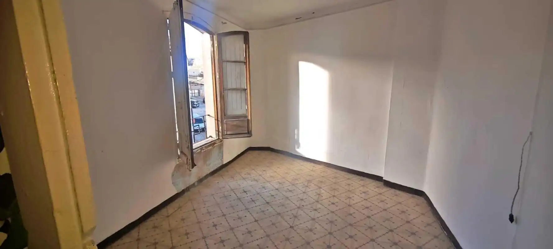 Dormitori de Edifici en venda en Terrer