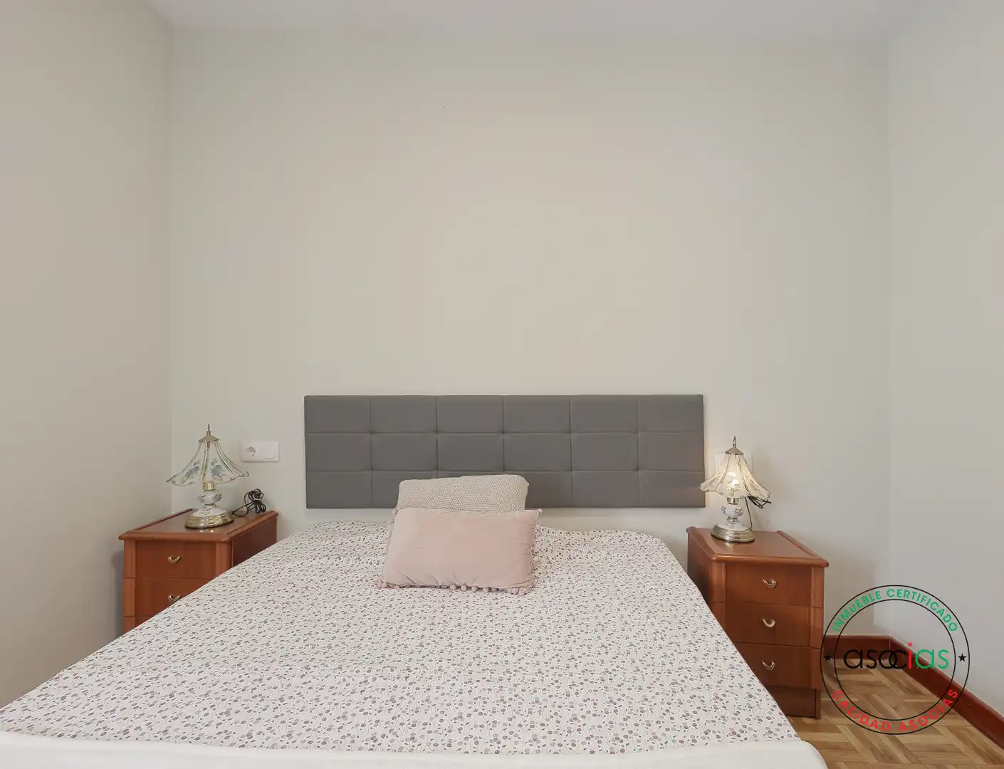 Habitación de Piso en venta en Gijón  con Calefacción y Amueblado